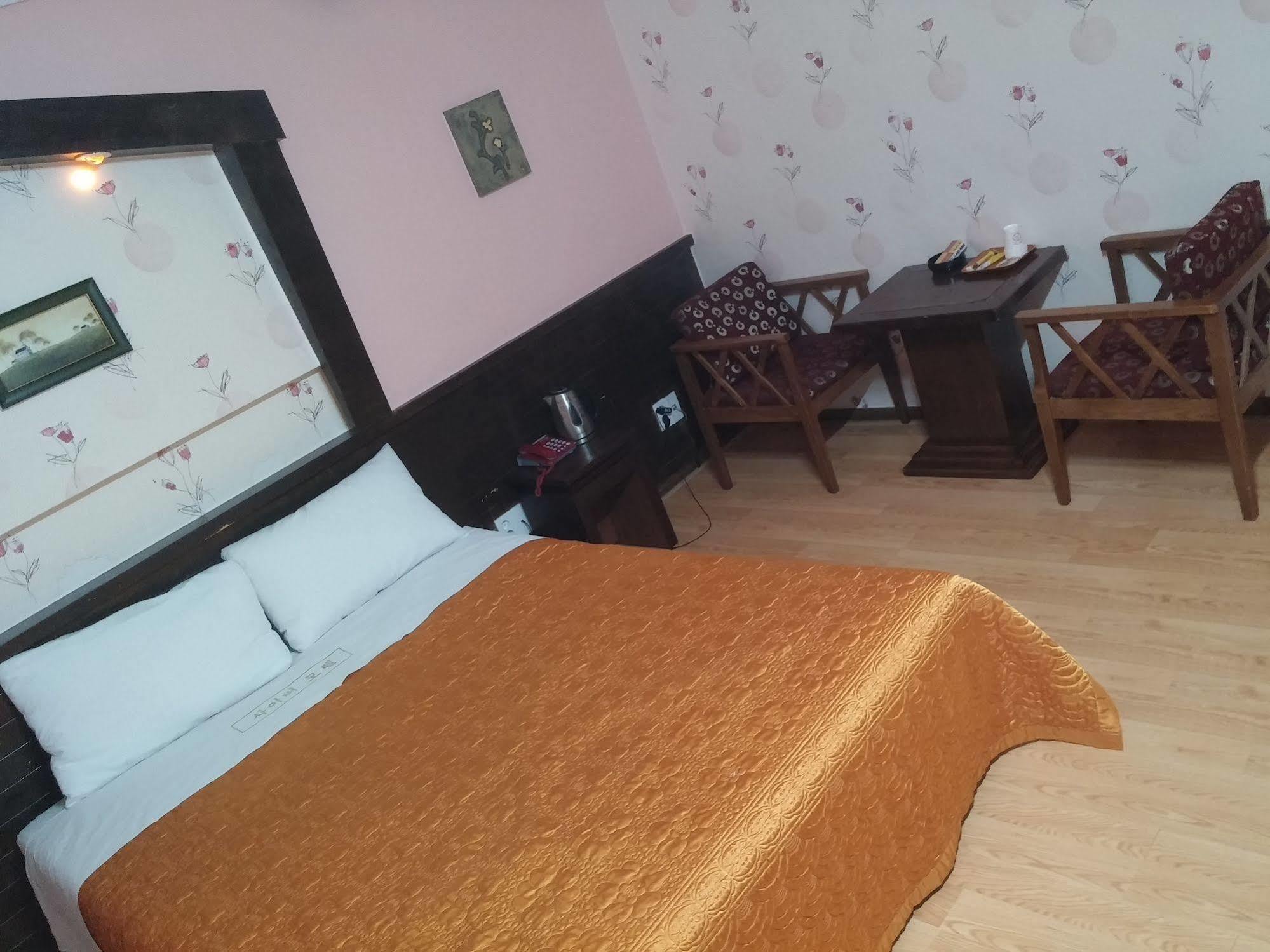 Cyber Motel Gunsan Dış mekan fotoğraf