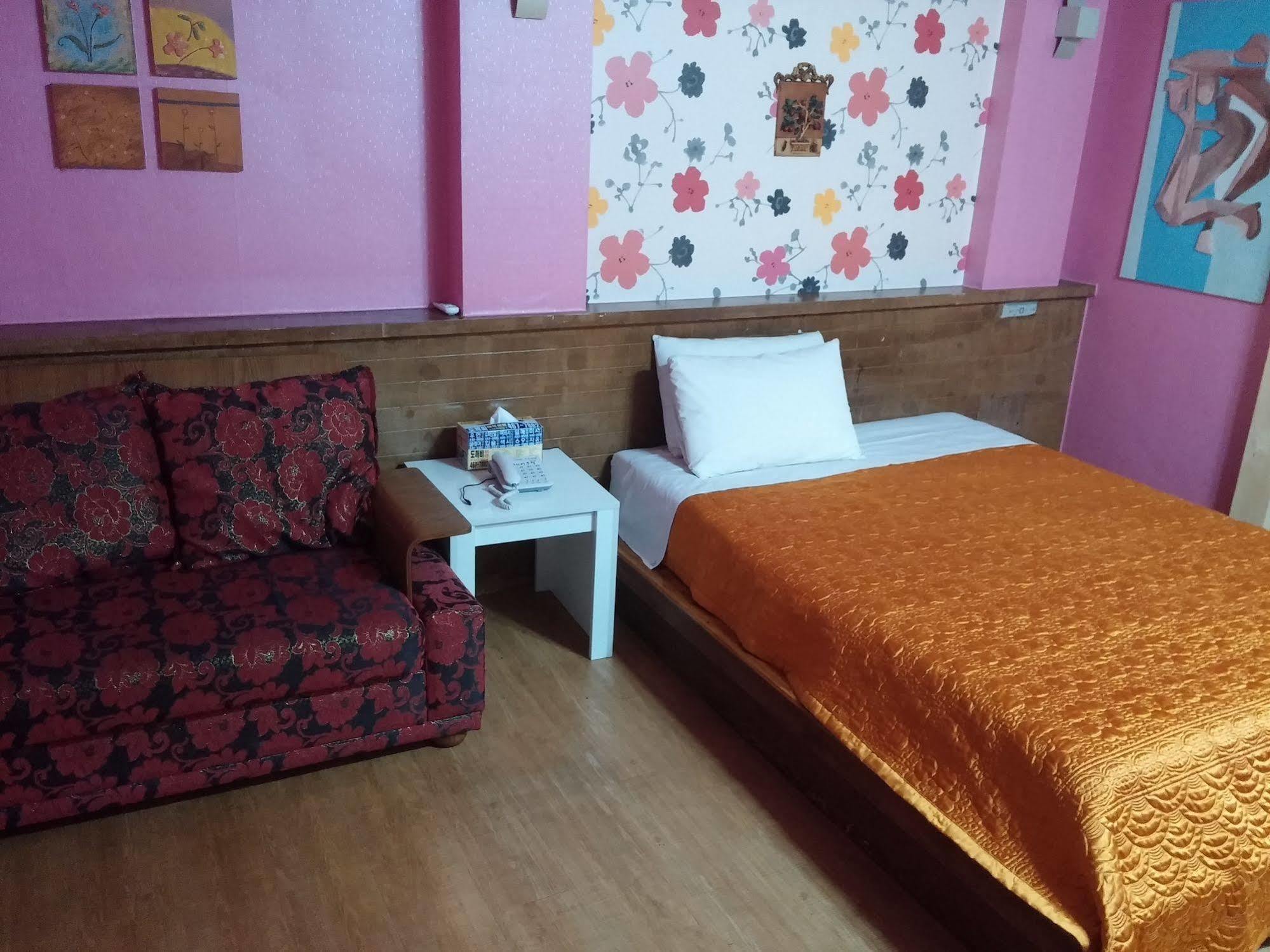 Cyber Motel Gunsan Dış mekan fotoğraf